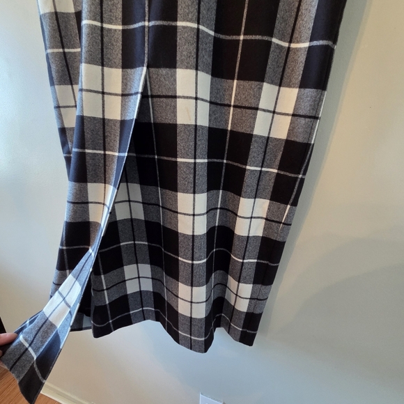 MaxMara Women's Wool Plaid Fall Winter Midi Sleeveless Professional Dress Sz 14 - Picture 10 of 16